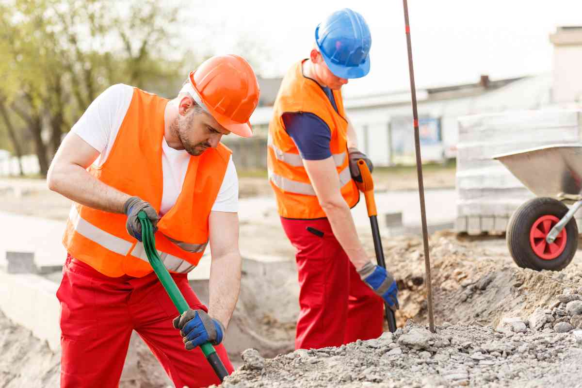 Landscape Labourers In Canada